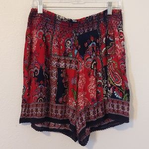 NWOT Paisley Flowy Shorts